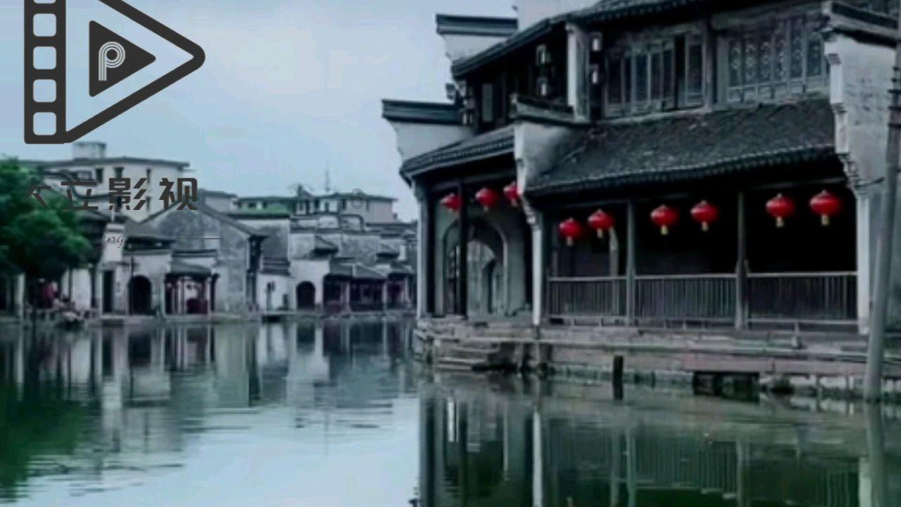 2男子买肠送嘴边要退，遭拒后侮辱店员要求道歉，遇到这种事该怎么做？游戏画面